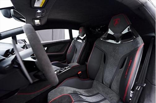 2024 Lamborghini Huracan Sterrato Base