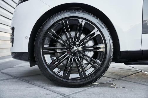 2025 Land Rover Range Rover P530 SE 7 Seat