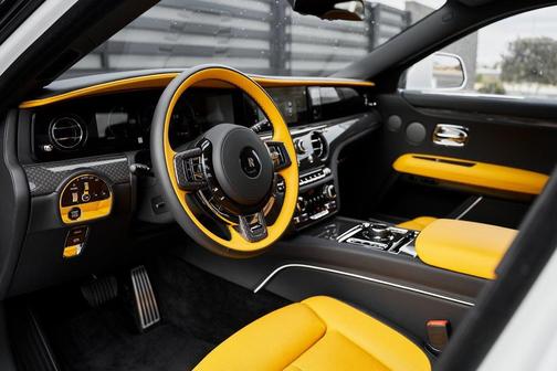 2025 Rolls-Royce Ghost 