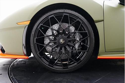 2023 Lamborghini Huracan STO Coupe