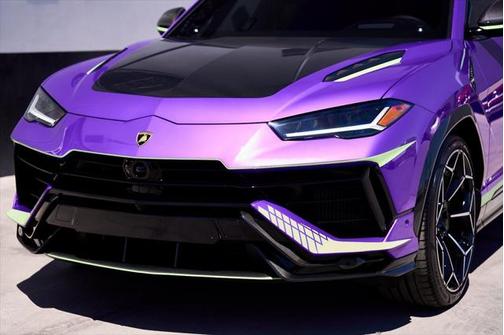 2024 Lamborghini Urus Performante