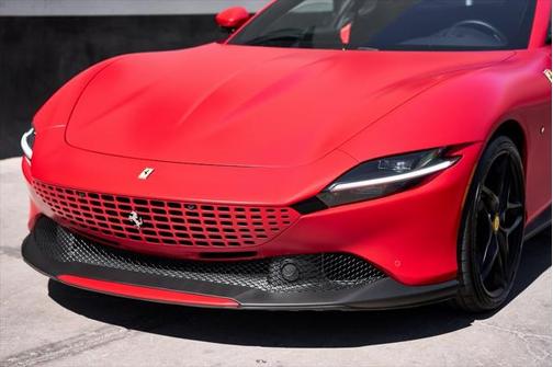2023 Ferrari Roma Base