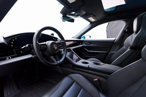 2024 Porsche Taycan 4S