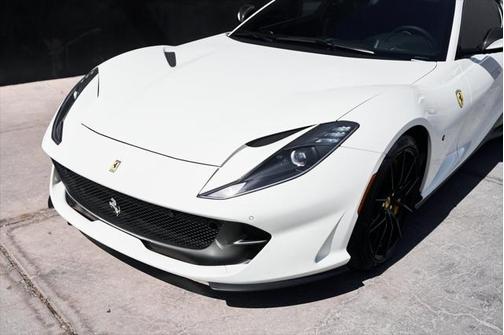 2018 Ferrari 812 Superfast Base