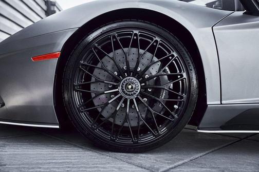 2018 Lamborghini Aventador S Base