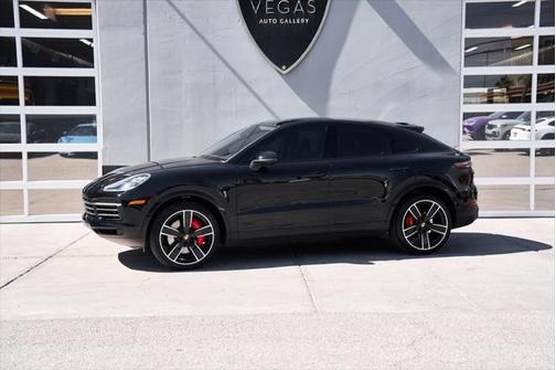 2022 Porsche Cayenne S