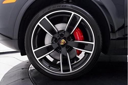 2022 Porsche Cayenne S