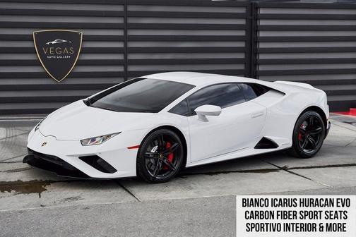 Bianco Icarus Metallic 2020 Lamborghini Huracan EVO Base