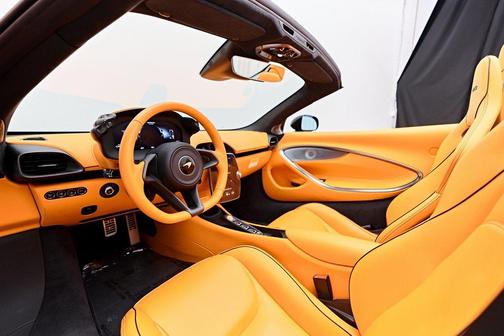 2025 McLaren Artura TechLux