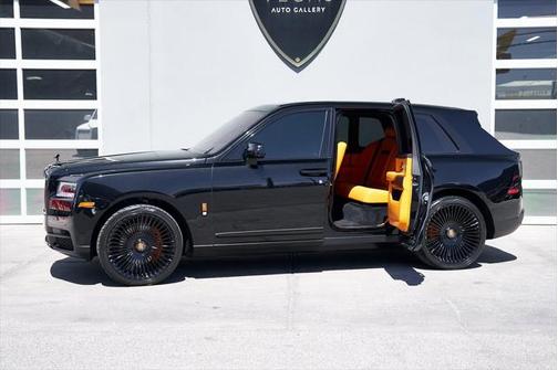 2022 Rolls-Royce Cullinan Base