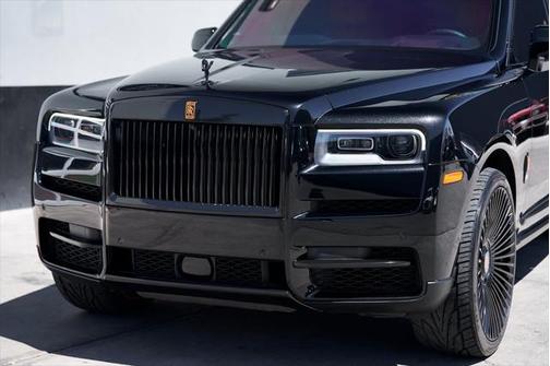 2022 Rolls-Royce Cullinan Base