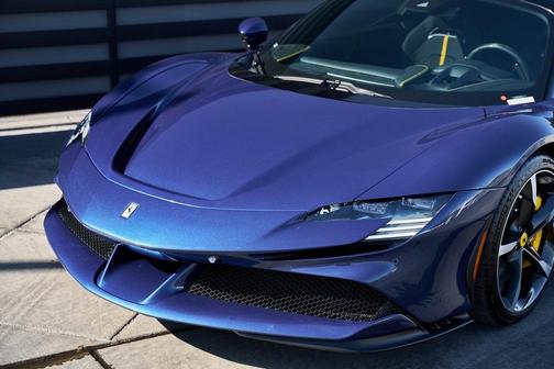 2023 Ferrari SF90 Stradale 