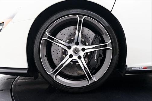 2015 McLaren 650S Base