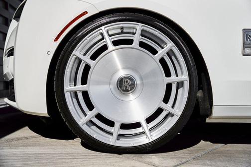 English White 2022 Rolls-Royce Ghost