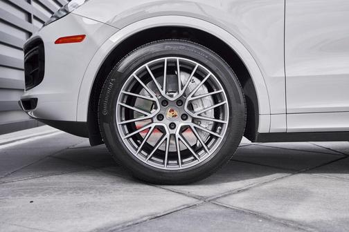 2020 Porsche Cayenne Turbo
