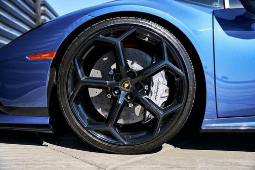 2024 Lamborghini Huracan Tecnica Base