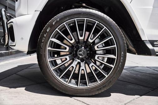 Polar White 2025 Mercedes-Benz AMG G 63 G 63 AMG
