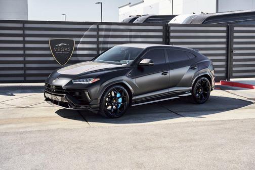 2024 Lamborghini Urus Performante
