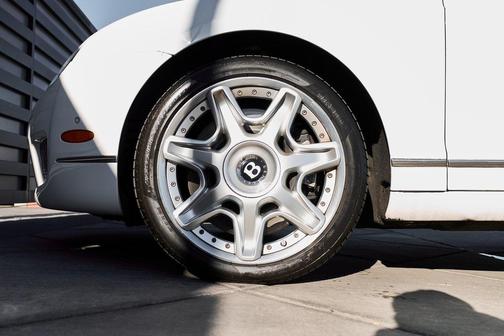 2012 Bentley Continental Flying Spur 