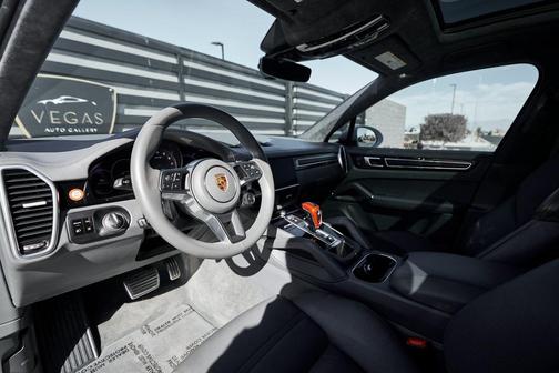 2021 Porsche Cayenne GTS