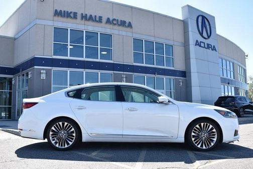 2017 Kia Cadenza Limited