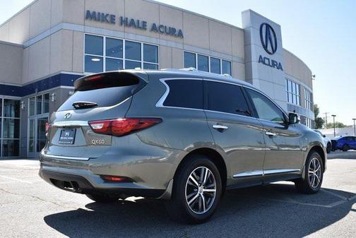 2017 INFINITI QX60 Base