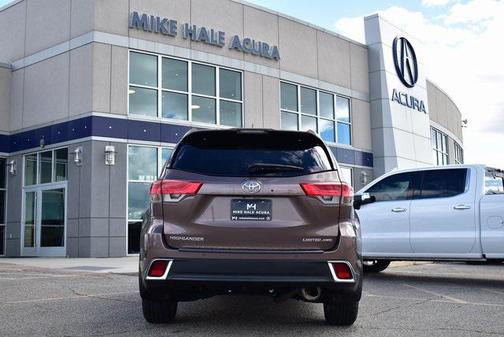 2019 Toyota Highlander Limited Platinum