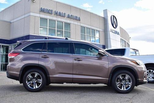2019 Toyota Highlander Limited Platinum
