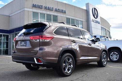2019 Toyota Highlander Limited Platinum