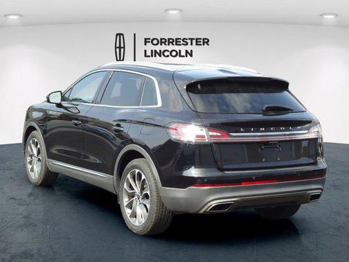 2021 Lincoln Nautilus Reserve
