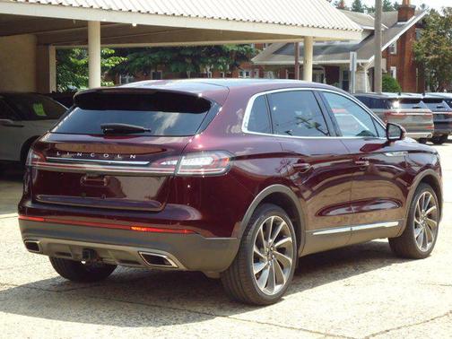2021 Lincoln Nautilus Reserve