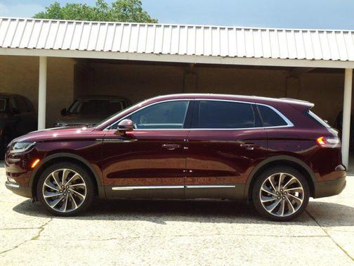 2021 Lincoln Nautilus Reserve