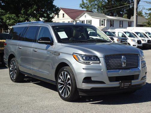 2023 Lincoln Navigator Reserve