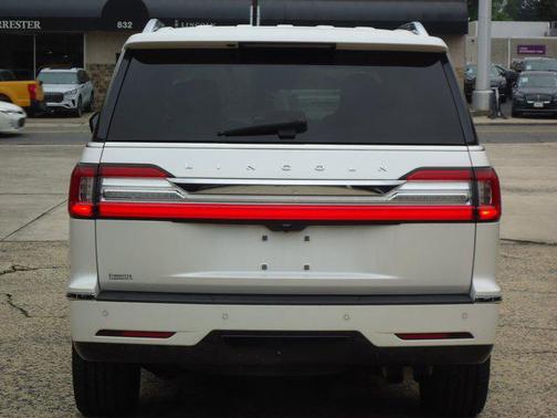 2019 Lincoln Navigator Reserve