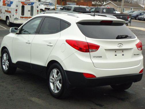 2011 Hyundai TUCSON GLS