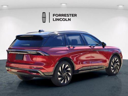 2025 Lincoln Nautilus Reserve