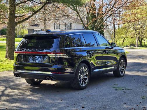 2025 Lincoln Aviator Premiere