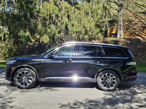 2025 Lincoln Aviator Premiere