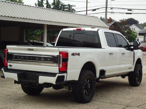 2023 Ford F-250 Platinum