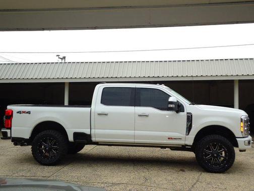 2023 Ford F-250 Platinum