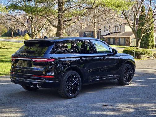 2025 Lincoln Corsair Premiere
