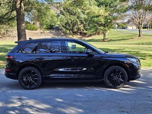 2025 Lincoln Corsair Premiere