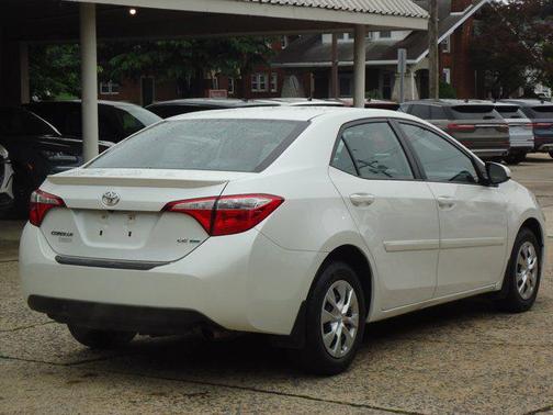 2015 Toyota Corolla LE Plus