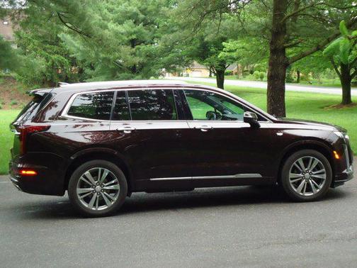 2021 Cadillac XT6 Premium Luxury AWD