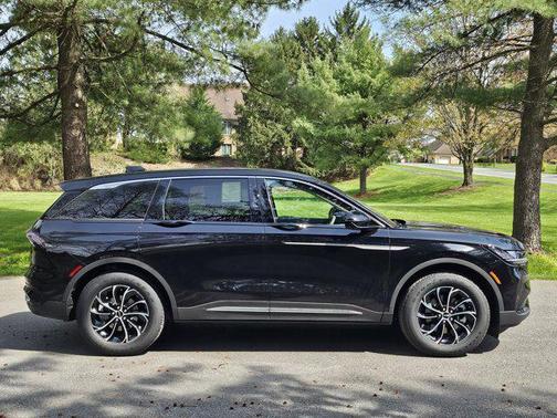 2025 Lincoln Nautilus Premiere