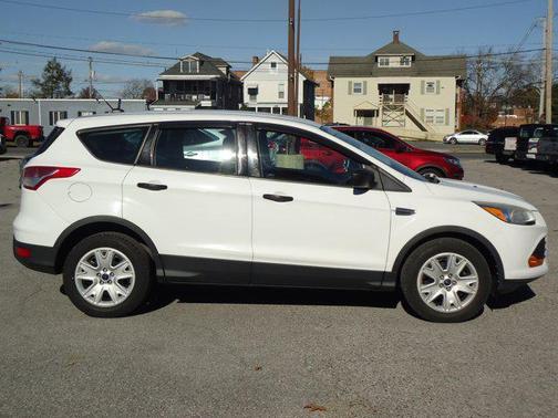 2014 Ford Escape S