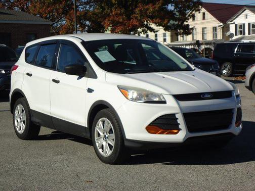 2014 Ford Escape S