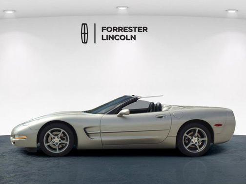 Light Pewter Metallic 2001 Chevrolet Corvette Base