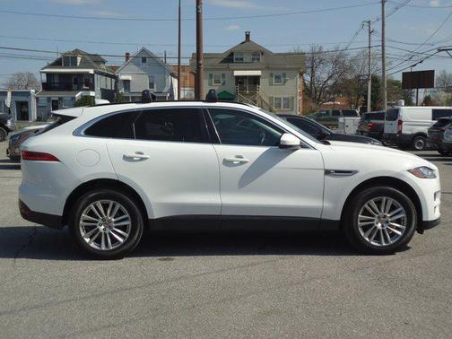 2018 Jaguar F-PACE 35t Prestige