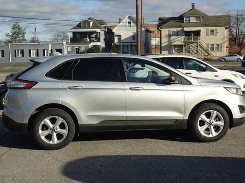 2018 Ford Edge SE